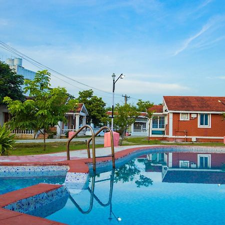 Mamalla Kudil Resort Mahabalipuram Zewnętrze zdjęcie